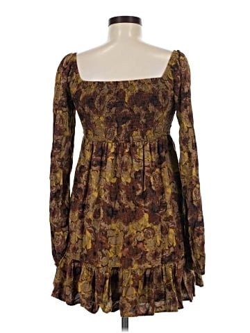 Oak & Trellis Casual Dress (view 2)