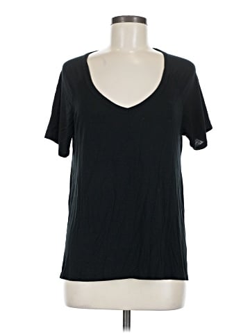 American Eagle Outfitters Short Sleeve T-Shirt (view 1)