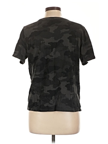 Old Navy Active T-Shirt (view 2)