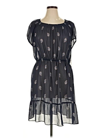 Daisy Fuentes Casual Dress (view 1)