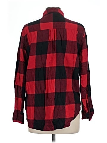 Old Navy Long Sleeve Button-Down Shirt (view 2)