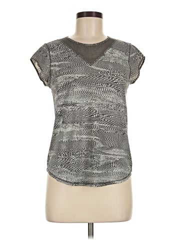 Lululemon Athletica Short Sleeve Top (view 1)