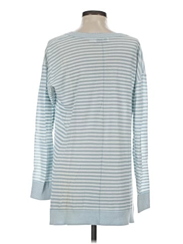 Vineyard Vines Pullover Sweater (view 2)
