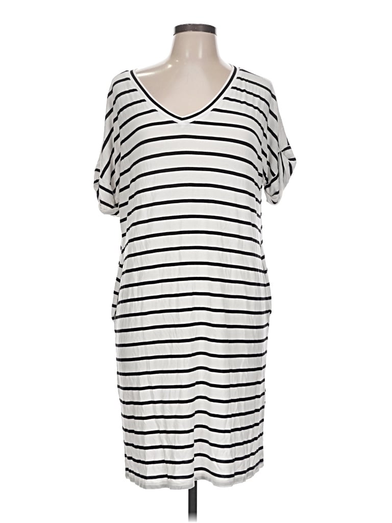 Pre-owned Zenana Casual Dress In Silver