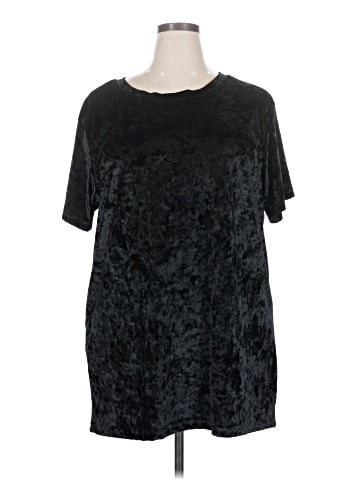Hot Topic Short Sleeve Top (view 1)