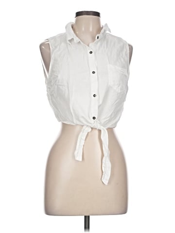 Love Tree Sleeveless Button-Down Shirt (view 1)