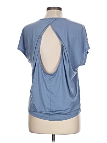 Lululemon Athletica Short Sleeve T-Shirt (view 2)