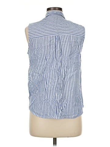 Zara Basic Sleeveless Button-Down Shirt (view 2)