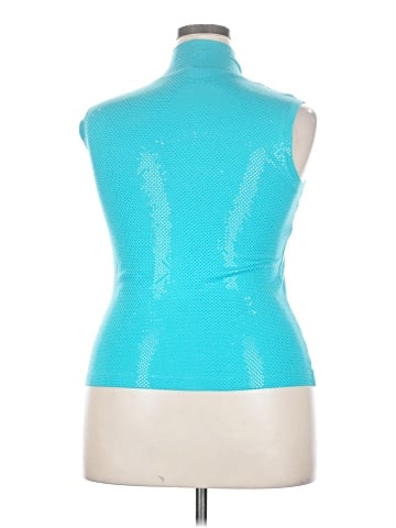 St. John Sleeveless Top (view 2)