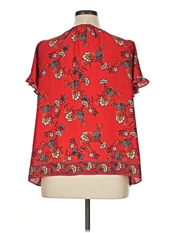 Max Studio Short Sleeve T-Shirt (view 2)