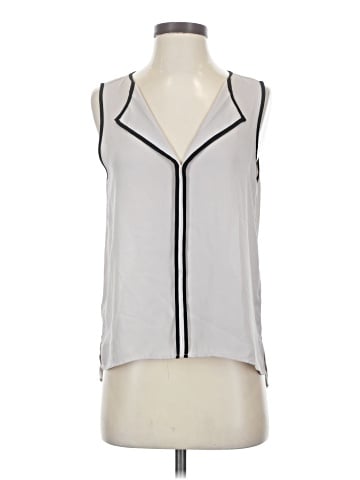 Fun2Fun Sleeveless Blouse (view 1)