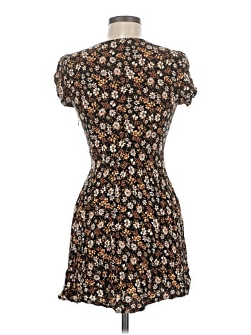 Forever 21 Casual Dress (view 2)