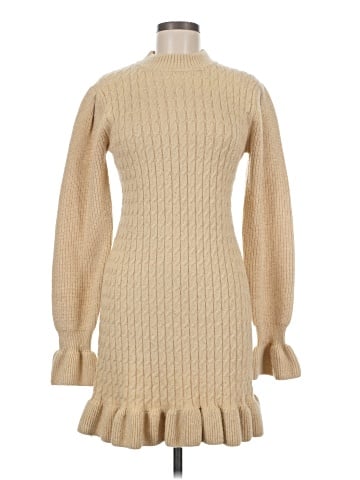 Zoe and Claire Casual Dress (view 1)