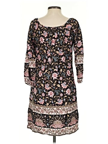 Walker & Wade Casual Dress (view 2)