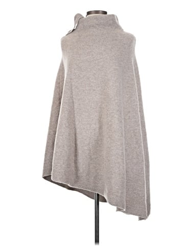 JLUXLABEL Poncho (view 1)