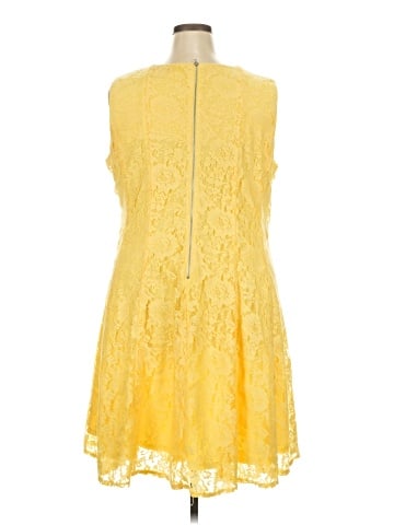 Danny And Nicole Cocktail Dress (view 2)