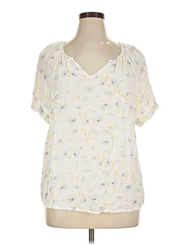 a.n.a. A New Approach Short Sleeve Blouse (view 1)