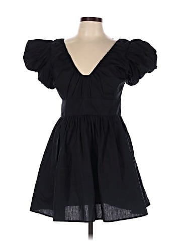 Abercrombie & Fitch Cocktail Dress (view 1)