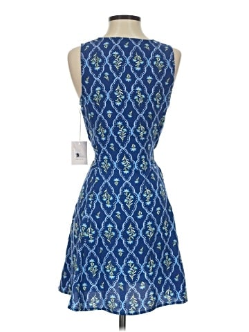 LC Lauren Conrad Casual Dress (view 2)