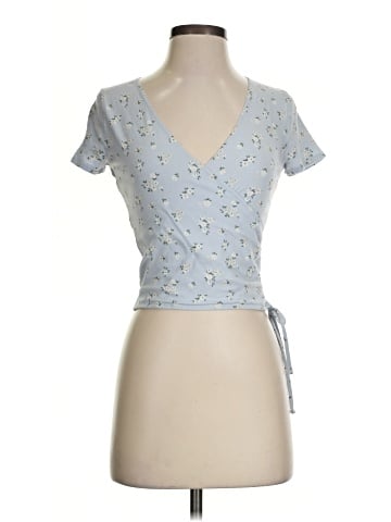 Hollister Short Sleeve T-Shirt (view 1)