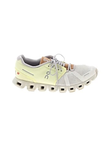 On Cloud Sneakers (view 1)