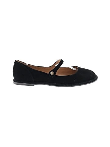 Crown Vintage Flats (view 1)