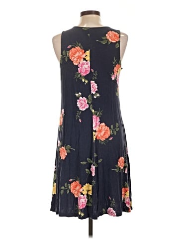 Old Navy Casual Dress (view 2)