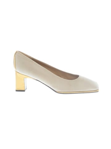 Stuart Weitzman Heels (view 1)