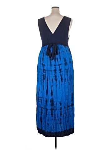 Liz Lange Maternity for Target Casual Dress (view 2)