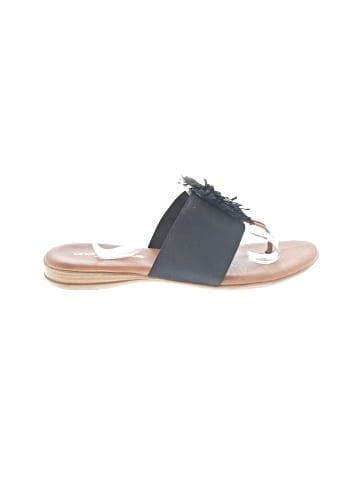 Andre Assous Sandals (view 1)