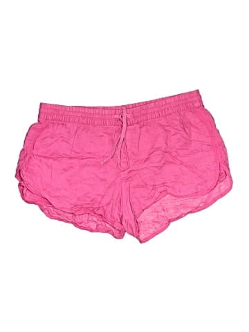 Gap Shorts (view 1)