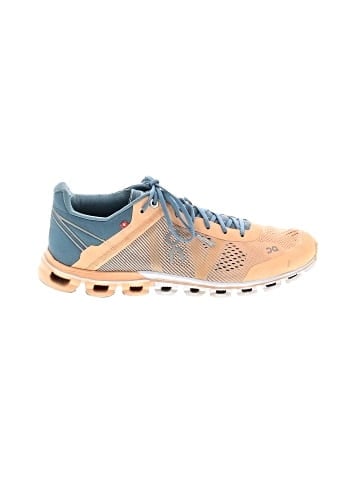 On Cloud Sneakers (view 1)