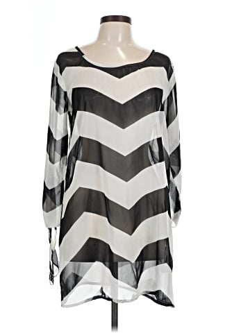 A'gaci 3/4 Sleeve Blouse (view 1)