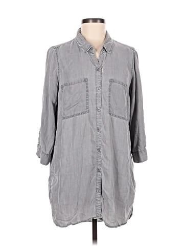 Khakis & Co 3/4 Sleeve Button-Down Shirt (view 1)