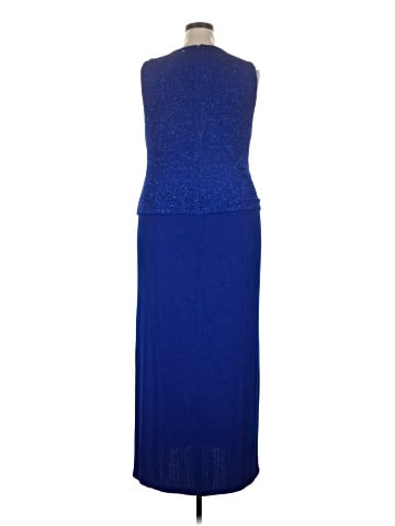 Alex Evenings Cocktail Dress (view 2)
