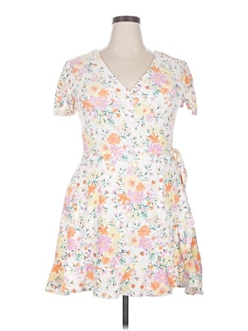 No Boundaries Casual Dress (view 1)