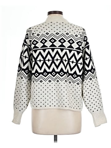 Old Navy Pullover Sweater (view 2)