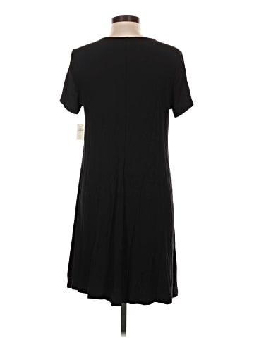 Old Navy Casual Dress (view 2)