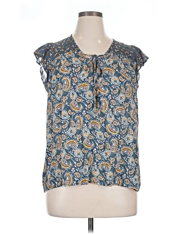 DR2 Sleeveless Blouse (view 1)
