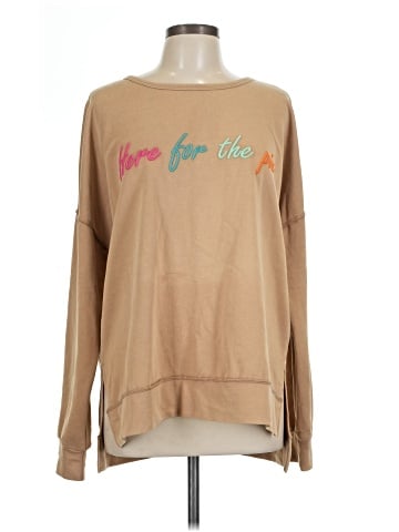 Merigold Kiss Sweatshirt (view 1)