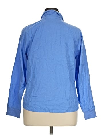 Universal Thread 3/4 Sleeve Button-Down Shirt (view 2)