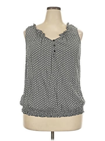 a.n.a. A New Approach Sleeveless Blouse (view 1)