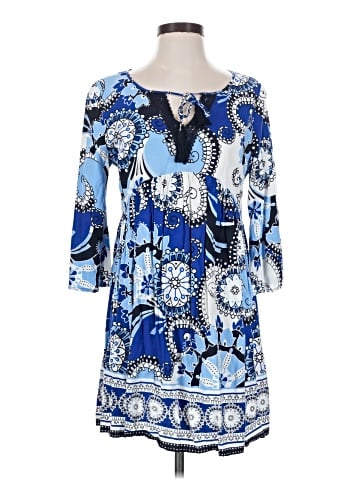 Crown & Ivy Casual Dress (view 1)