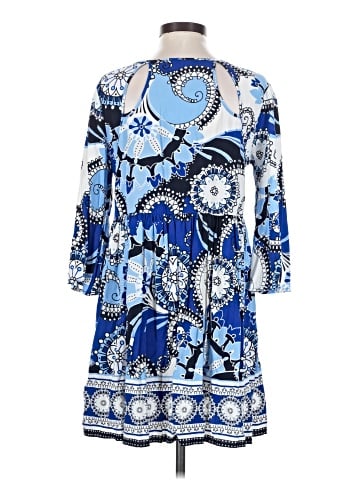 Crown & Ivy Casual Dress (view 2)