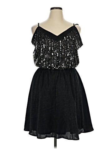 Andree by UNIT Cocktail Dress (view 1)