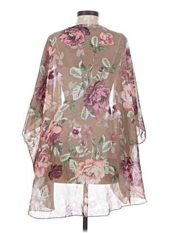 Polly & Esther Kimono (view 2)
