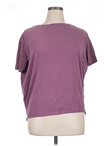 Lululemon Athletica Short Sleeve T-Shirt (view 1)