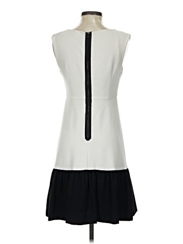 Leifsdottir Casual Dress (view 2)