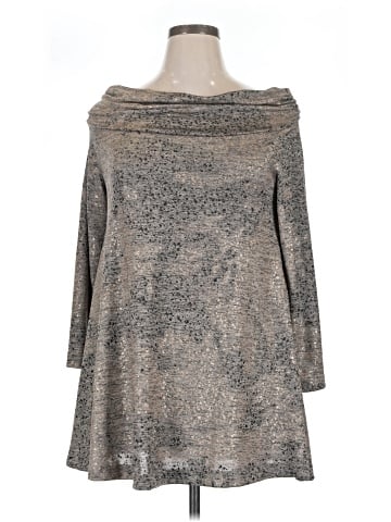 Nally & Millie 3/4 Sleeve Top (view 1)