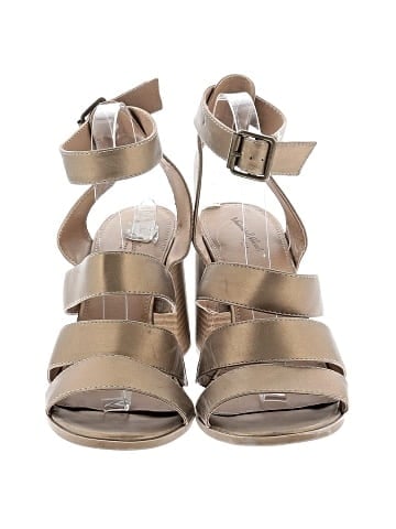 Universal Thread Sandals (view 2)